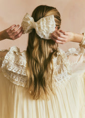 Ayda Bow Clip Cream / Sea New York Near me